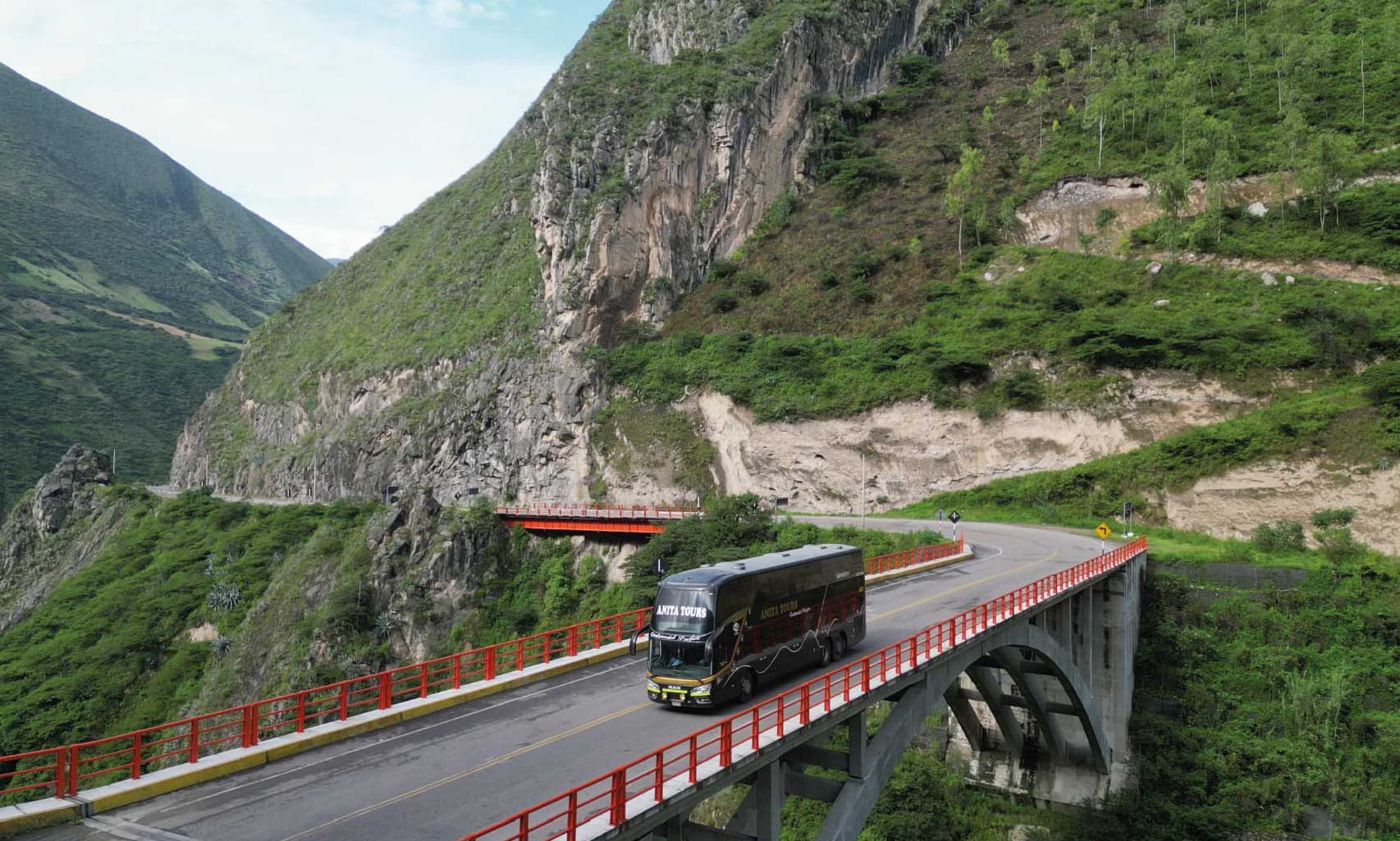 bus-nosotros